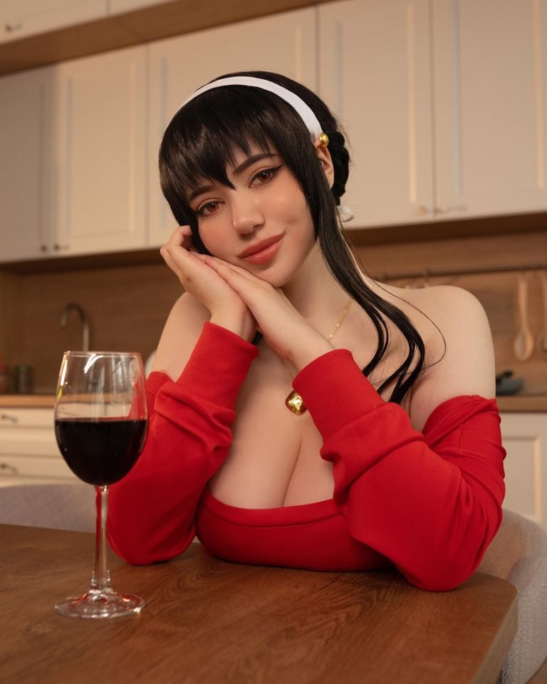 Who is Alina Becker? Career, Family, Net Worth, Age, Height Bio 2024