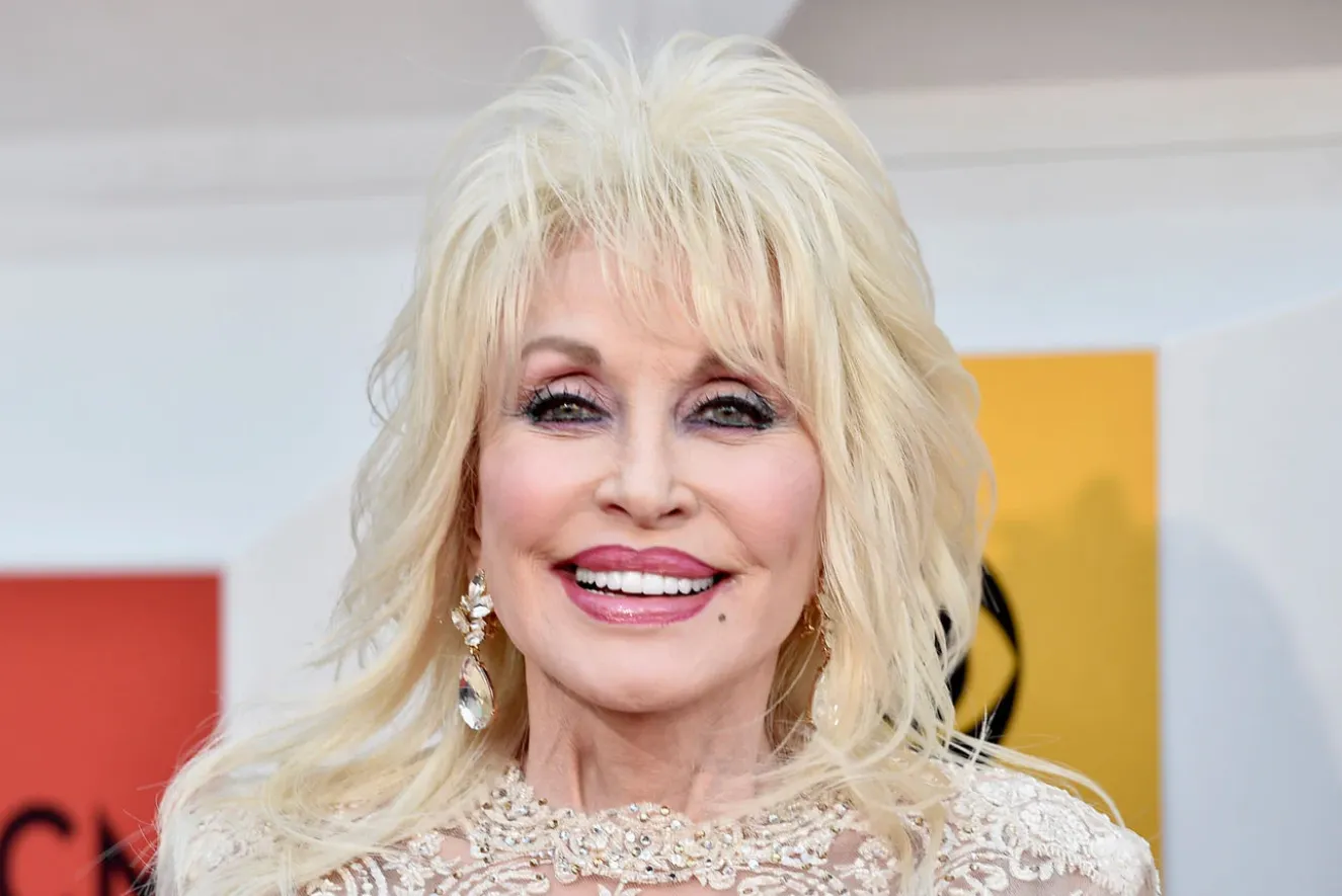 dolly parton height