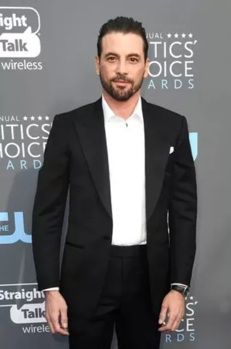 skeet ulrich height